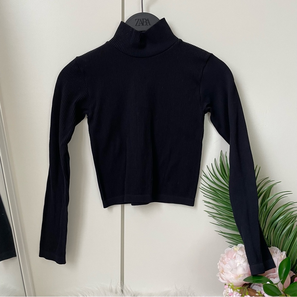 Zara Ribbed Cropped Top - Black